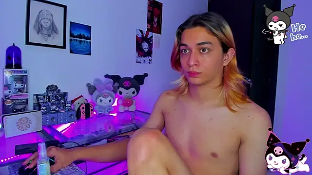 KeitaMoon online show from December 2025 03:43:01 PM