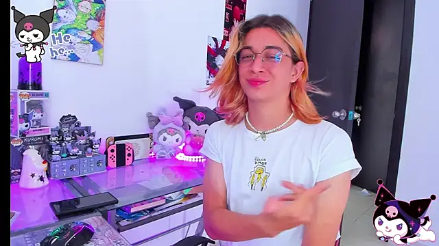 KeitaMoon online show from October 2025 01:42:05 PM