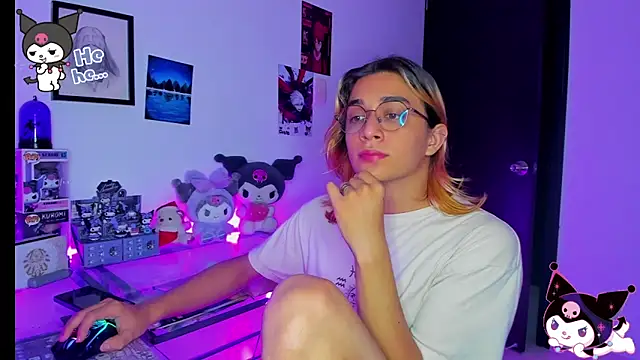 KeitaMoon online show from November 2025 07:47:01 PM