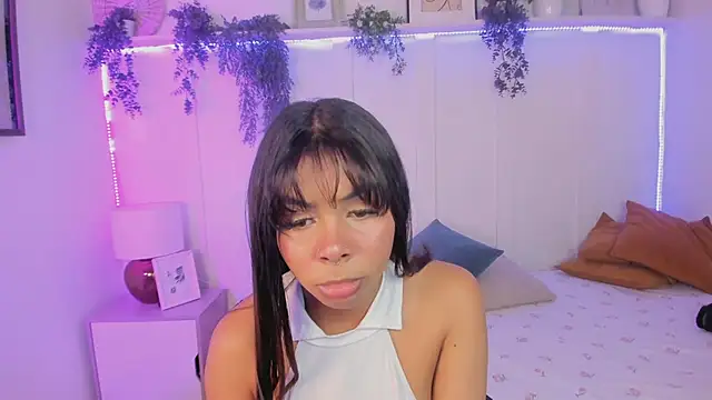 theLayla DH online show from September 2025 08:14:01 PM