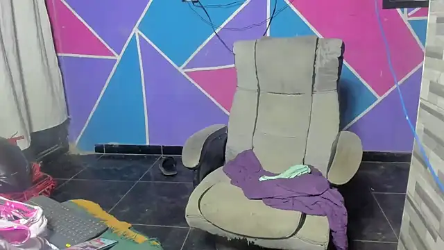 rubi 49 online show from September 2025 04:12:02 AM