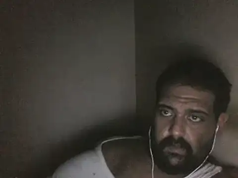 Snapshot of elpoop7305 chatting on July 2026 11:11:02 PM elpoop7305 online show from July 2026 11:11:02 PM