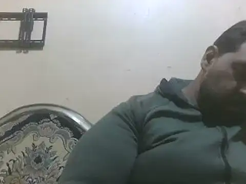 elpoop7305 online show from April 2026 03:49:01 PM