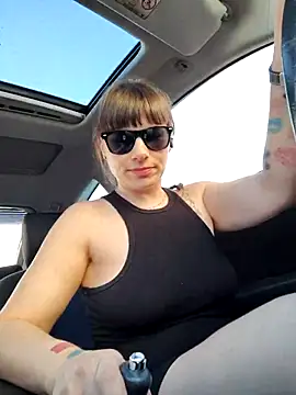 Snapshot of LilStrange4LilChange chatting on April 2026 01:51:01 AM LilStrange4LilChange online show from April 2026 01:51:01 AM