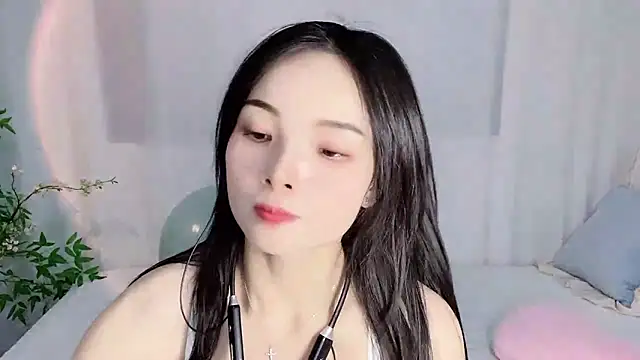 Snapshot of Tangbao-Baby chatting on October 2025 12:30:02 PM Tangbao-Baby online show from October 2025 12:30:02 PM