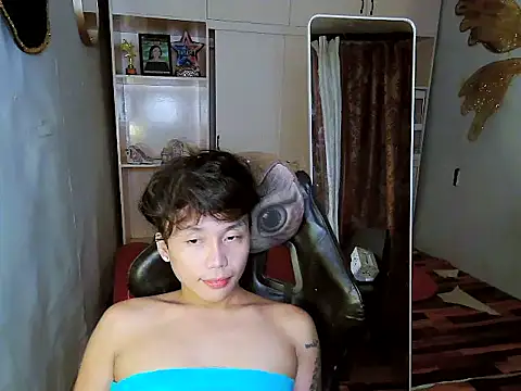 YourNikkieXxx online show from October 2025 10:47:02 AM