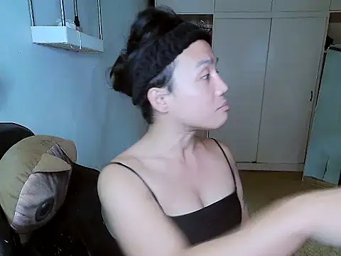 YourNikkieXxx online show from December 2025 07:09:02 AM