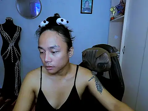 YourNikkieXxx online show from December 2025 10:23:01 PM