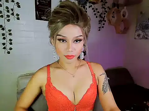 Snapshot of YourNikkieXxx chatting on October 2025 03:13:02 PM YourNikkieXxx online show from October 2025 03:13:02 PM
