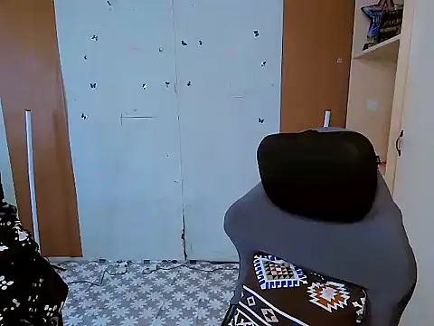 YourNikkieXxx online show from April 2026 01:22:02 AM