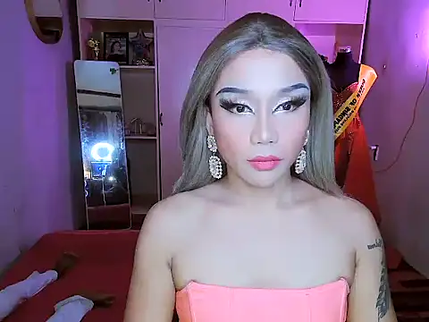 YourNikkieXxx online show from October 2025 01:21:02 PM