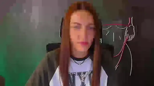 Snapshot of Aurora_Loveu chatting on September 2025 09:47:01 PM Aurora Loveu online show from September 2025 09:47:01 PM