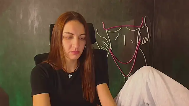 Snapshot of Aurora_Loveu chatting on October 2025 09:37:01 PM Aurora Loveu online show from October 2025 09:37:01 PM