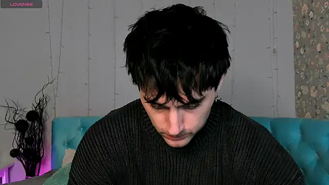 Snapshot of Oscar_Miller_ chatting on February 2026 09:11:01 PM Oscar Miller online show from February 2026 09:11:01 PM