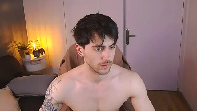 Oscar Miller  online show from March 2026 05:18:02 AM