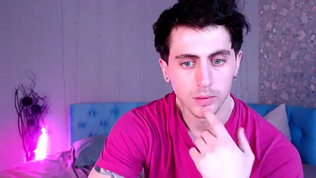 Snapshot of Oscar_Miller_ chatting on March 2026 09:10:01 PM Oscar Miller online show from March 2026 09:10:01 PM