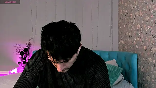 Snapshot of Oscar_Miller_ chatting on February 2026 09:45:02 PM Oscar Miller online show from February 2026 09:45:02 PM