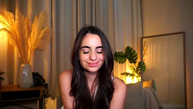 Snapshot of miilky_wayy chatting on September 2025 04:12:02 PM miilky wayy online show from September 2025 04:12:02 PM