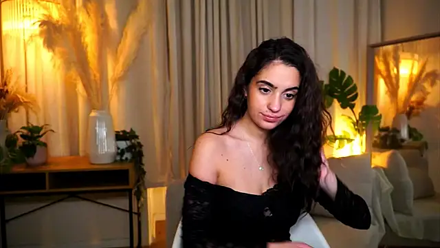 Snapshot of miilky_wayy chatting on October 2025 04:07:02 PM miilky wayy online show from October 2025 04:07:02 PM