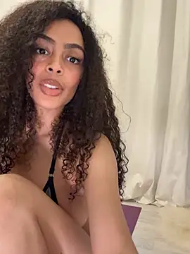 yasmingarcia online show from January 2026 12:09:02 PM