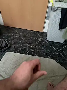 geilheit12 online show from December 2025 08:46:02 AM