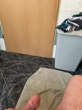 geilheit12 online show from February 2026 03:22:02 PM