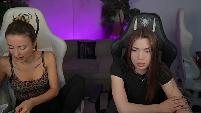 Luna secretgirl online show from October 2025 08:00:01 AM