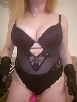 TinaLizxh online show from March 2026 07:47:02 PM