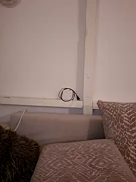 TinaLizxh online show from March 2026 11:05:01 PM