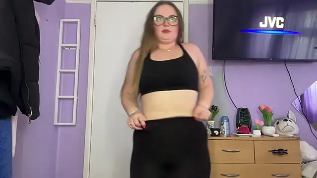 SexySashaxox online show from April 2026 03:40:02 PM