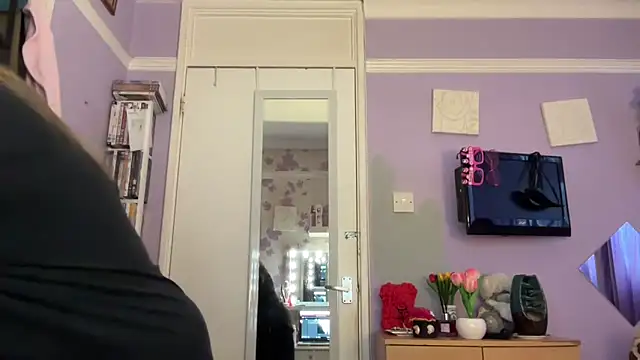 SexySashaxox online show from February 2026 10:56:01 AM