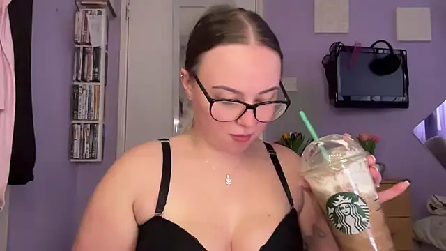 SexySashaxox online show from March 2026 01:47:01 PM