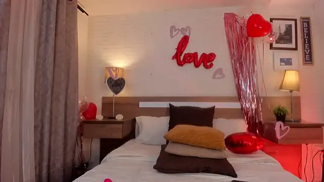 JenniferAuriston online show from February 2026 07:57:02 PM