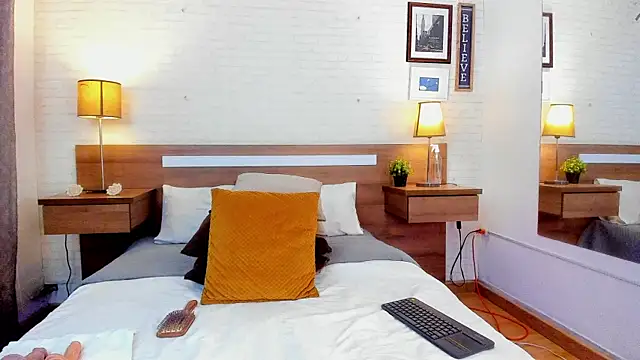 JenniferAuriston online show from November 2025 10:36:01 PM