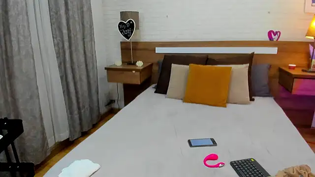 JenniferAuriston online show from May 2026 09:14:02 PM