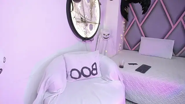 chubby sexy  online show from October 2025 04:01:01 AM