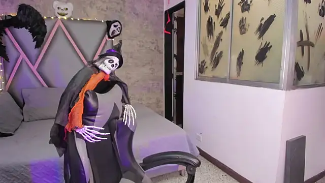 chubby sexy  online show from October 2025 09:05:01 PM