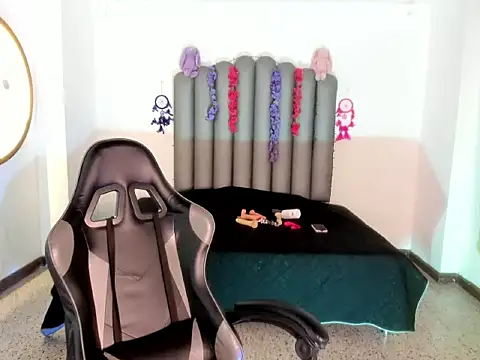 chubby sexy  online show from January 2026 04:29:02 AM