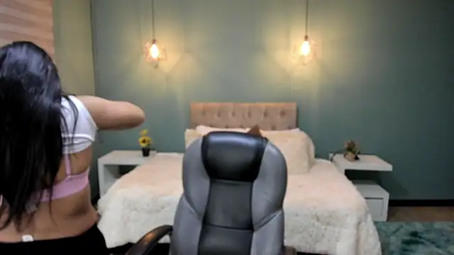 Miss Cataleya   online show from February 2026 11:43:02 AM