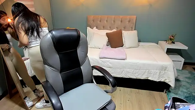 Miss Cataleya   online show from November 2025 11:25:02 AM