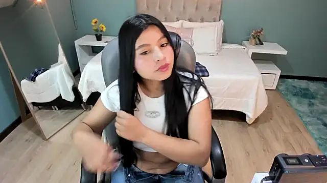 Miss Cataleya   online show from November 2025 12:05:01 PM