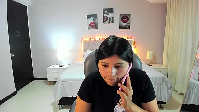 Snapshot of Miss_Cataleya__ chatting on May 2026 11:13:02 AM Miss Cataleya online show from May 2026 11:13:02 AM