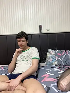 lovburger online show from May 2026 05:19:02 PM