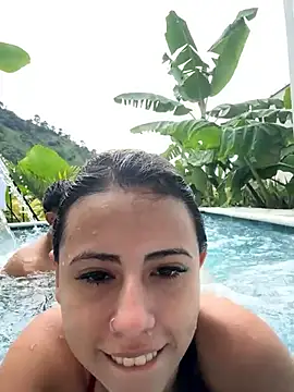 ChanellandMax online show from October 2025 03:24:01 PM