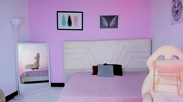 fressittalove01 online show from December 2025 02:05:02 PM