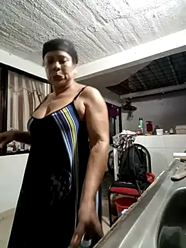 Morenaza6420 online show from October 2025 01:29:01 AM