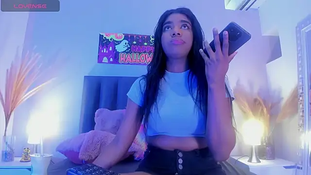 Snapshot of KendraChavez_ chatting on October 2025 09:58:01 PM KendraChavez online show from October 2025 09:58:01 PM