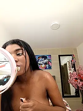 Snapshot of KendraChavez_ chatting on October 2025 06:04:02 AM KendraChavez online show from October 2025 06:04:02 AM