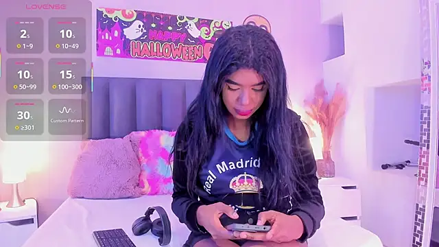 Snapshot of KendraChavez_ chatting on October 2025 10:39:02 PM KendraChavez online show from October 2025 10:39:02 PM