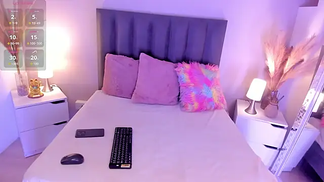 Snapshot of KendraChavez_ chatting on November 2025 10:21:01 PM KendraChavez online show from November 2025 10:21:01 PM